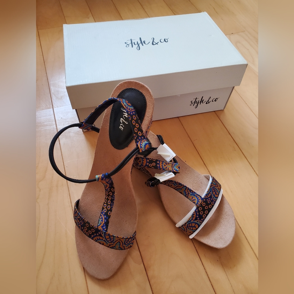 Summery Wedge Sandals  multicolor priced 2 for 1 <BrandNew>